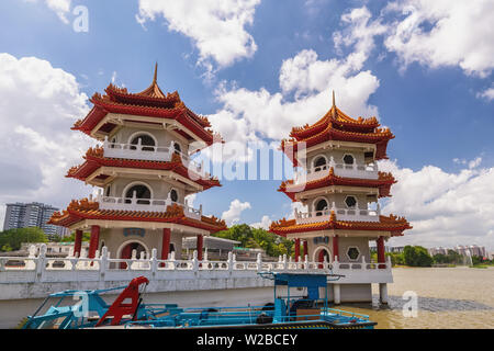 Singapore city skyline of twin pagoda at Chinese Garden Stock Photo
