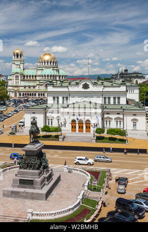 Bulgaria, Sofia, Ploshtad Narodno Sabranie Square, Statue of Russian Tsar Alexander II, National Assembly building, and Alexander Nevski Cathedral, elevated view Stock Photo