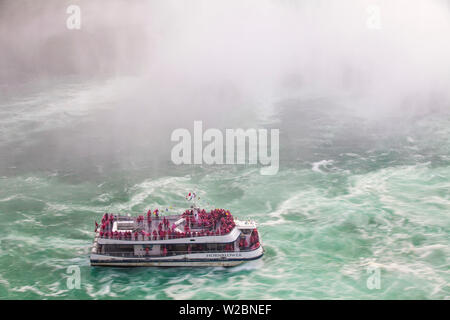 Canada and USA, Ontario and New York State, Niagara, Niagara Falls, Hornblower sightseeeing boat at Horseshoe Falls Stock Photo
