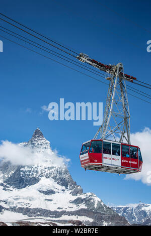 Cable car to Klein Matterhorn & Matterhorn, Zermatt, Valais, Switzerland Stock Photo