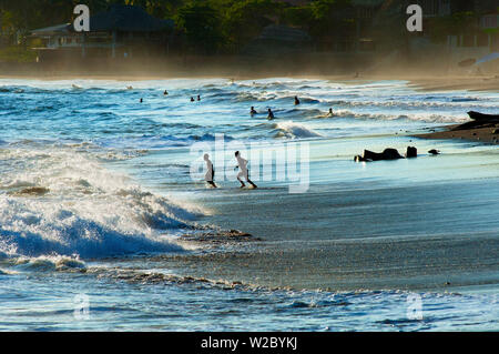 Playa El Tunco, El Salvador, Pacific Ocean Beach, Popular With Surfers