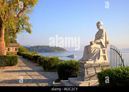 The Church Of Virgin Mary Mandrakina and Statue of Frederick North, 5th Earl of Guilford In Boschetto Garden, Corfu Old Town, Corfu, The Ionian Islands, Greek Islands, Greece, Europe Stock Photo