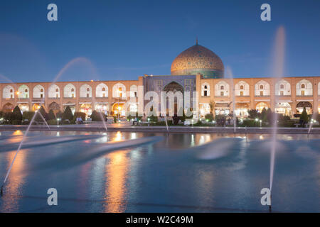 Iran, Central Iran, Esfahan, Naqsh-e Jahan Imam Square, dusk Stock Photo