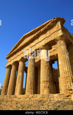 Temple of Concord, Valley of the Temples, Agrigento, Sicily, Italy Stock Photo