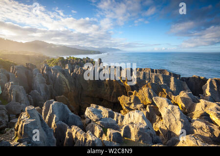 The coast at Punakaiki, West Coast, South Island, New Zealand Stock Photo