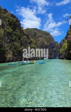 Philippines, Palawan, El Nido, Miniloc Island, Small Lagoon Stock Photo