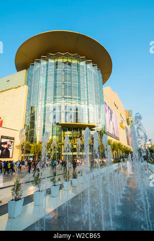 Siam Paragon shopping Mall, Bangkok, Thailand Stock Photo