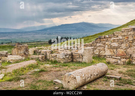 Ruins of ancient Hierapolis, Pamukkale, Denizli Province, Turkey Stock Photo
