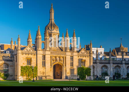 UK, England, Cambridgeshire, Cambridge, King's College, Gatehouse Stock Photo