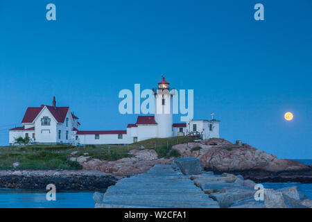 USA, Massachusetts, Cape Ann, Gloucester, Eastern Point LIghthouse with moonrise Stock Photo