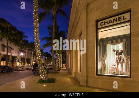 CHANEL Palm Beach Boutique Opens On Worth Avenue