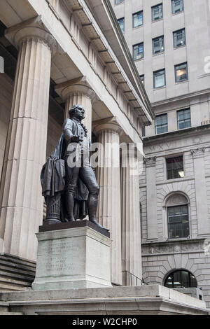 George Washington Statue at Federal Hall in New York City Stock Photo ...