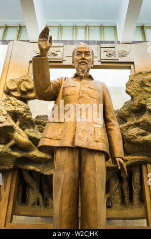 Vietnam, Hanoi, Ho Chi Minh Museum, Ho Chi Minh statue Stock Photo