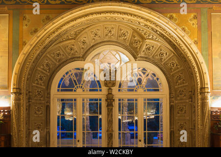 Santa Cruz do Buçaco Palace Hotel, Dining Room, Former Carmelite Monastery, Bussaco national forest, Mealhada, Beira Littoral, Portugal Stock Photo