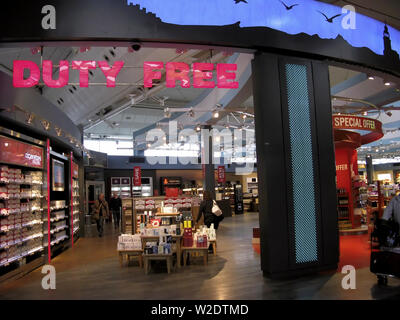 Cigarettes for sale in a departure lounge duty free shop. North Terminal, Gatwick  airport. London. Under UK law the cigarettes cannot actually be on view.  England (104 Stock Photo