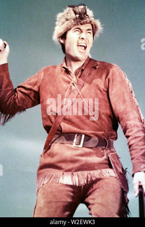 FESS PARKER (1924-2010) American actor  as Davy Crockett in the 1954-55 Walt Disney  ABC  TV mini-series Stock Photo