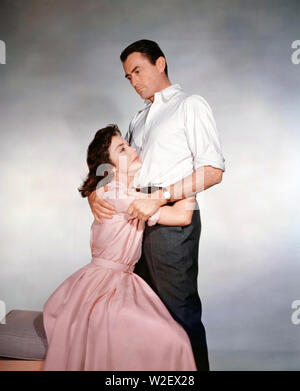 THE MAN IN THE GRAY FLANNEL SUIT 1956 20th Century Fox film with Jennifer Jones and Gregory Peck Stock Photo