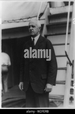 https://l450v.alamy.com/450v/w2ferb/charles-b-curtis-of-new-york-minister-to-el-salvador-three-quarter-length-portrait-standing-facing-left-on-deck-of-el-salvador-w2ferb.jpg