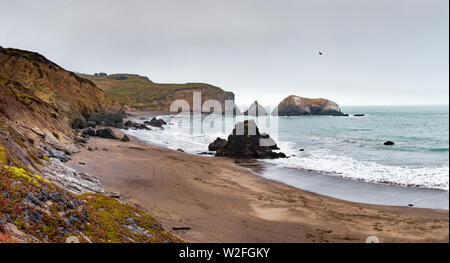 Black Sands Beach in Marin Headlands on a cloudy day, north San Francisco bay area, California Stock Photo