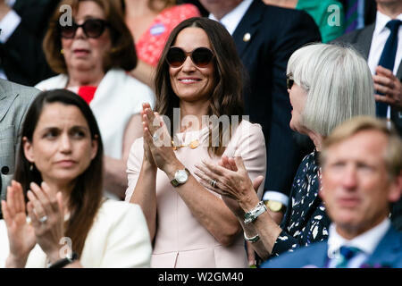 London, UK. 08th July, 2019. Tennis: Grand Slam, WTA-Tour, Wimbledon, singles, women, 4th round, contact (Great Britain) - Kvitova (Czech Republic). Pippa Middleton is in the Royal Box. Credit: Frank Molter/dpa/Alamy Live News Stock Photo