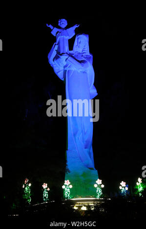 Bai Dau Parish Church.  Giant Virgin Mary and Child statue (28 meters). Stock Photo