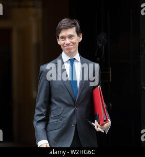 London,UK,9th July 2019,Secretary of State for International Development, The Rt Hon Rory Stewart OBE MP, arrives for the weekly Cabinet Meeting in 10 Downing Street, London.Credit: Keith Larby/Alamy Live News Stock Photo