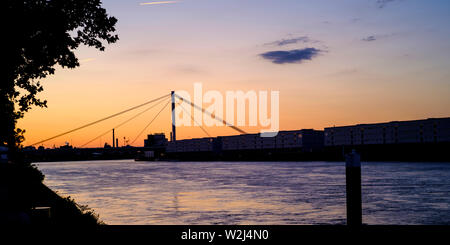The Rhine river between Mannheim and Ludwigshafen, Southern Germany Stock Photo