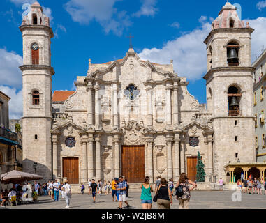 Old Havana, Havana, Cuba - January 2, 2019: Plaza de la Catedral. Stock Photo