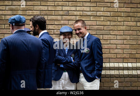 Line judges at Wimbledon Tennis Championships 2013 Stock Photo - Alamy