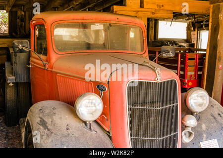 Jerome Ghost Town 1946 Ford Dump Truck Stock Photo