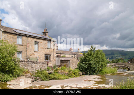 The attractive village of Gale Wensleydale, Yorkshire Dales National Park, North Yorkshire, England Stock Photo