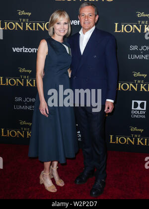 HOLLYWOOD, LOS ANGELES, CALIFORNIA, USA - JULY 09: Willow Bay and Bob Iger arrive at the World Premiere Of Disney's 'The Lion King' held at the Dolby Theatre on July 9, 2019 in Hollywood, Los Angeles, California, United States. (Photo by Xavier Collin/Image Press Agency) Stock Photo