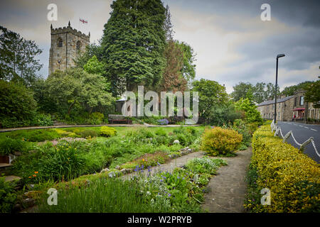 Waddington small picturesque village near Clitheroe in the Ribble Valley, Lancashire, community gardens  near the war memorial Stock Photo