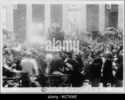 Enrico Caruso funeral at Church San Francisco de Paulo in Naples