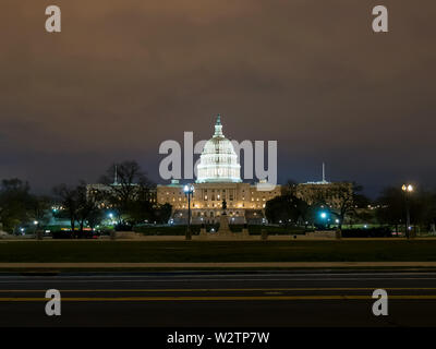 night view of the us capitol building in washington Stock Photo