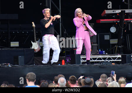 London, UK. 10th July, 2019. Dusky Grey performs at Kew the Music 2019 on 10 July 2019, London, UK. Credit: Picture Capital/Alamy Live News Stock Photo