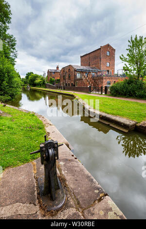 The Tardebigge Engine House by lock 57 on the Tardebigge Flight, Worcester and Birmingham Canal, Worcestershire Stock Photo