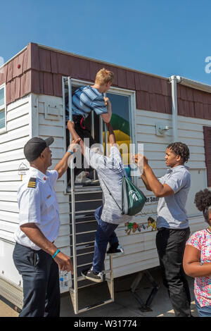 Detroit, Michigan - The Detroit Fire Department's Fire Safety House. The facility uses a fog machine to simulate smoke in a house fire and allows chil Stock Photo