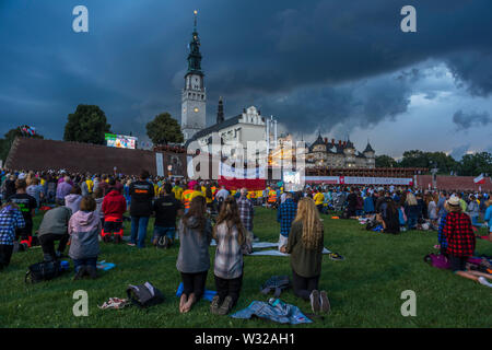 Church service on the field in front of Jasna Góra sanctuary in Czestochowa, Poland 2018. Stock Photo