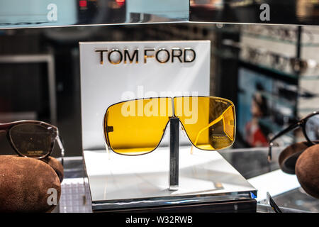 Geneva, March 2019 Tom Ford sunglasses on display for sale, Eyewear  Collections, Elegant, timeless original Tom Ford glasses created for men  and women Stock Photo - Alamy