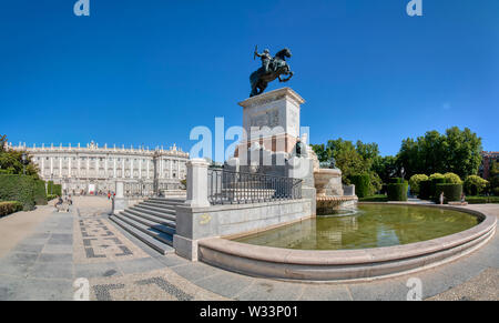 Madrid, Spain-June 21, 2019: The Royal Palace of Madrid has 135,000 square metres of floor space with 3,418 rooms. It is the largest functioning Royal Stock Photo