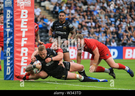 11th July 2019 , KCOM Stadium, Hull, England; Betfred Super League, Round 22, Hull FC vs London Broncos ; Joe Westerman (13) of Hull FC scores his try  Credit: David Greaves/News Images Stock Photo