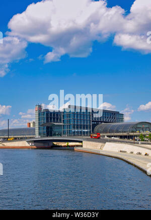 Berlin Central Station, Lehrter Bahnhof on the River Spree, Government Quarter, Berlin, Germany, Europe Stock Photo