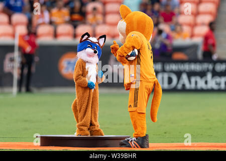 Vote for Dynamo Diesel in Mascot Mania