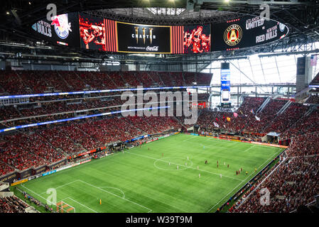 Mercedes benz stadium interior hi-res stock photography and images