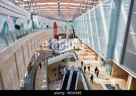 Interior of the Wongtee Plaza shopping mall. Shenzhen, Guangdong Province, China. Stock Photo
