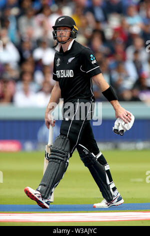 New Zealand's Martin Guptill walks off the field after being dismissed by England's Chris Woakes during the ICC World Cup Final at Lord's, London. Stock Photo