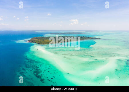 Mansalangan sandbar, Balabac, Palawan, Philippines. Tropical islands with turquoise lagoons, view from above. Seascape with atolls and islands. Stock Photo