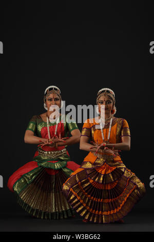 indian dance portrait poses Archives - FotoZone - Professional Wedding and  Portrait Photographers