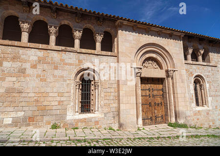 Barcelona, Spain. Old building convent close to monastery of Pedralbes, rebuild by Enric Sagnier. Les Corts quarter. Stock Photo